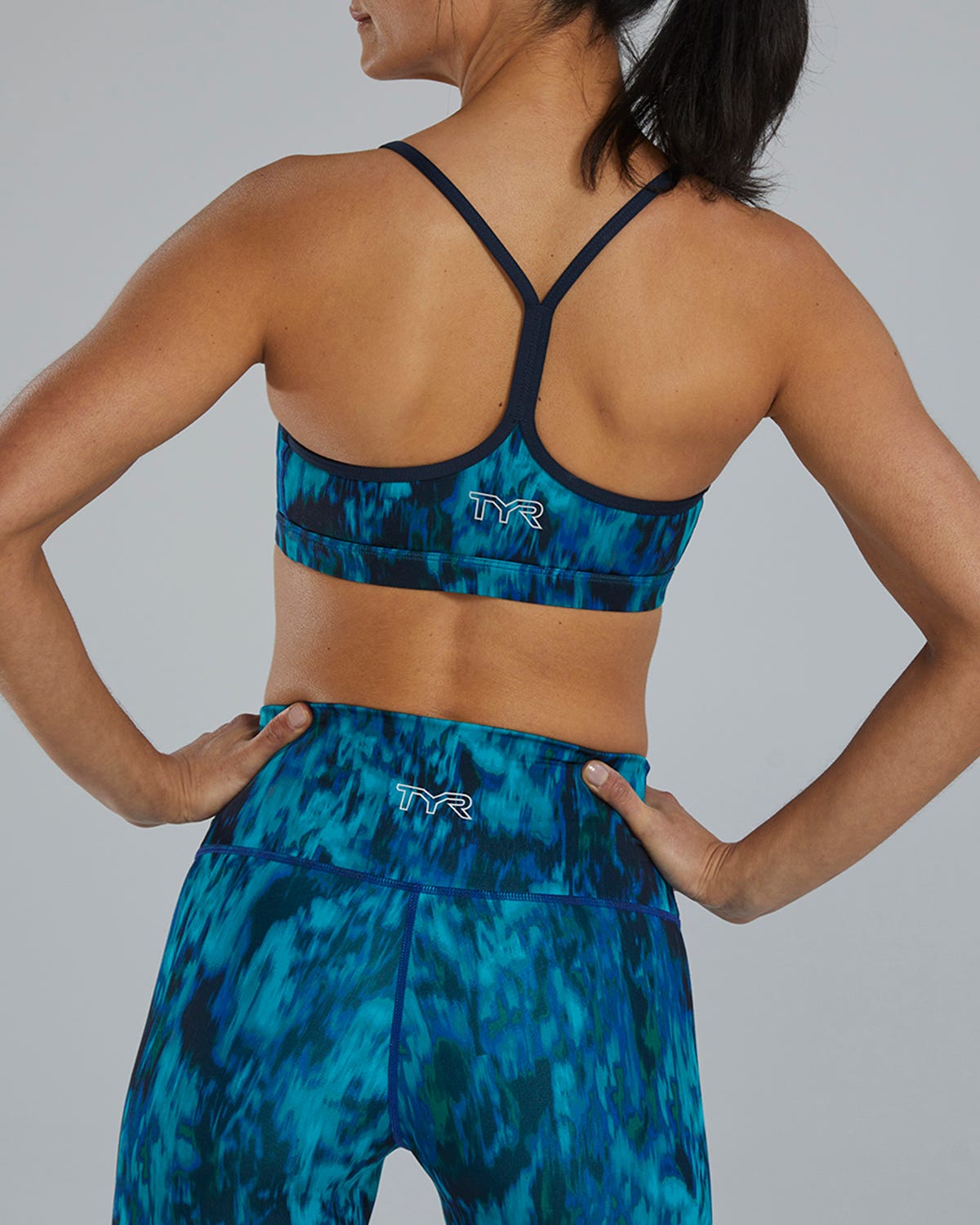 TYR Base Kinetic™ Women's V-Neck Sports Bra - Ripplex