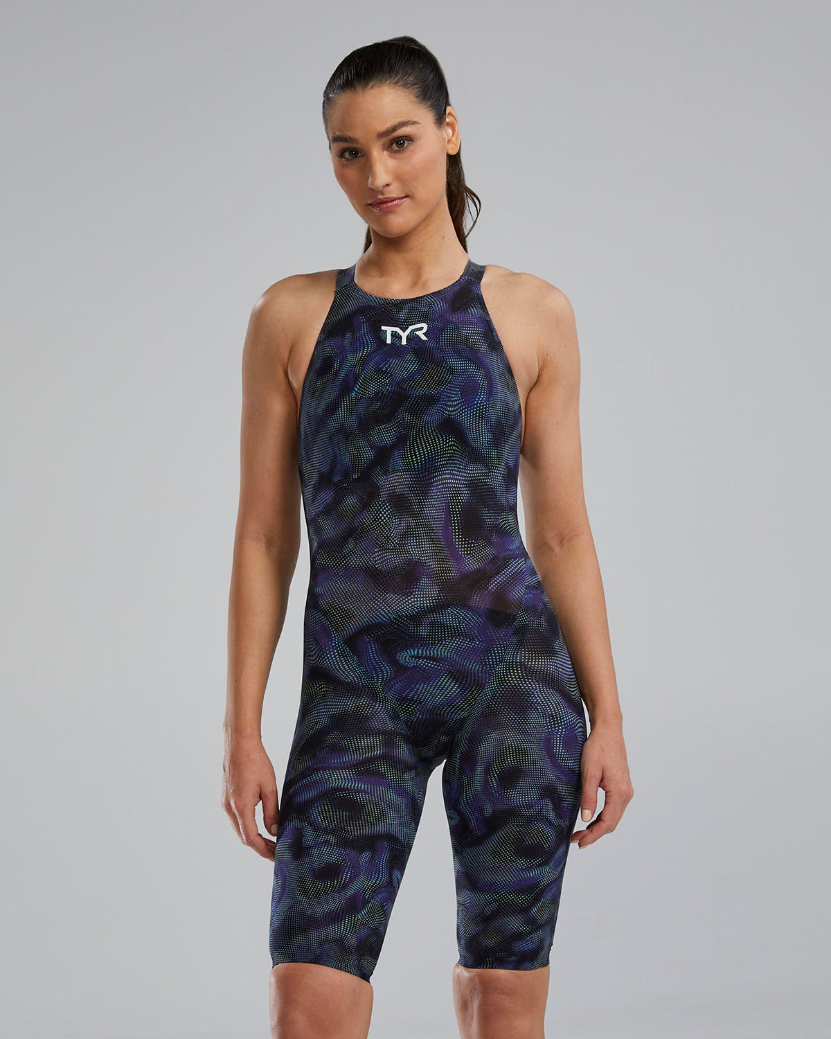 TYR Women's Avictor™ 2.0. Closed Back Swimsuit - Exolon
