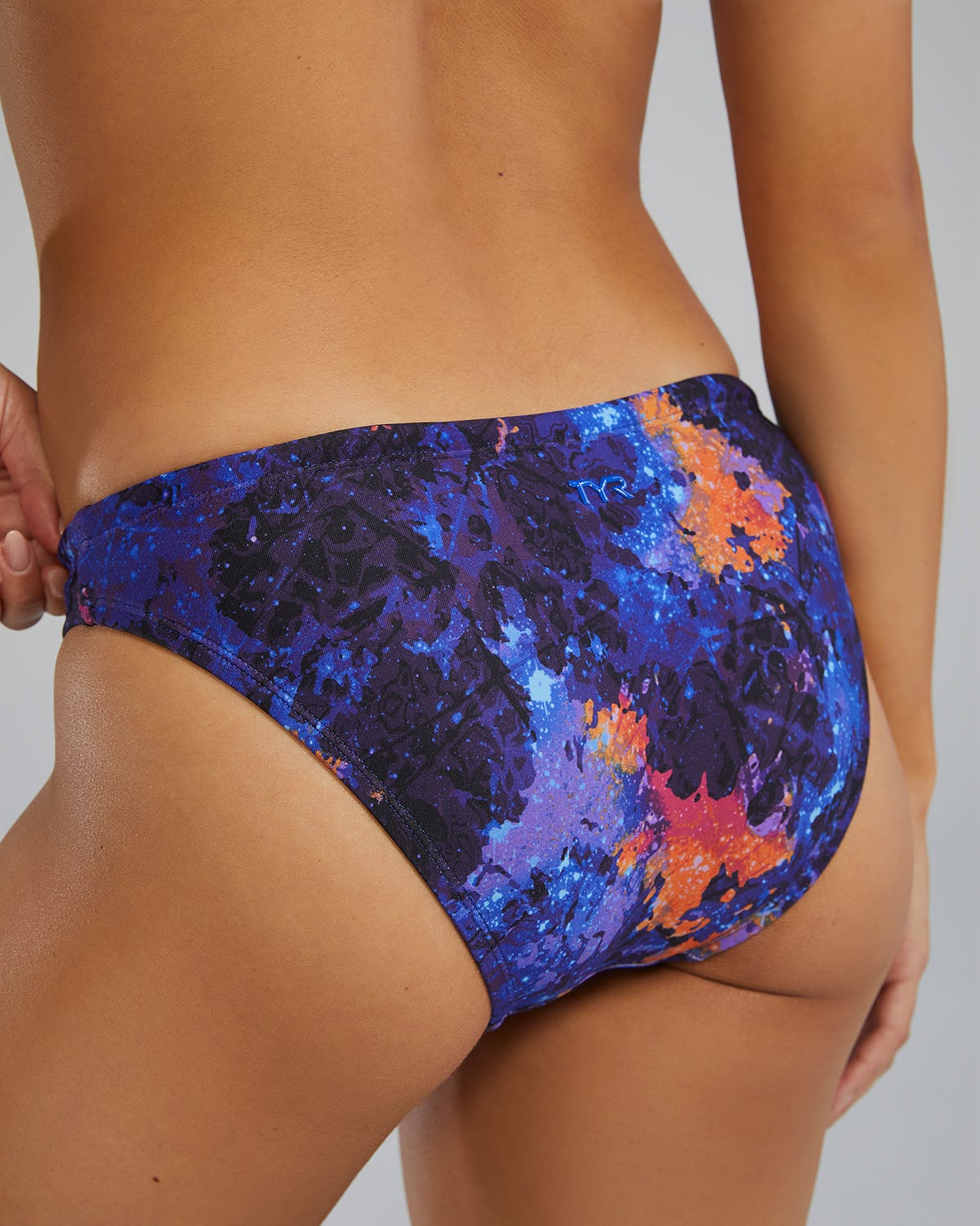Women's Classic Full Coverage Bikini Bottom - Durafast Elite®