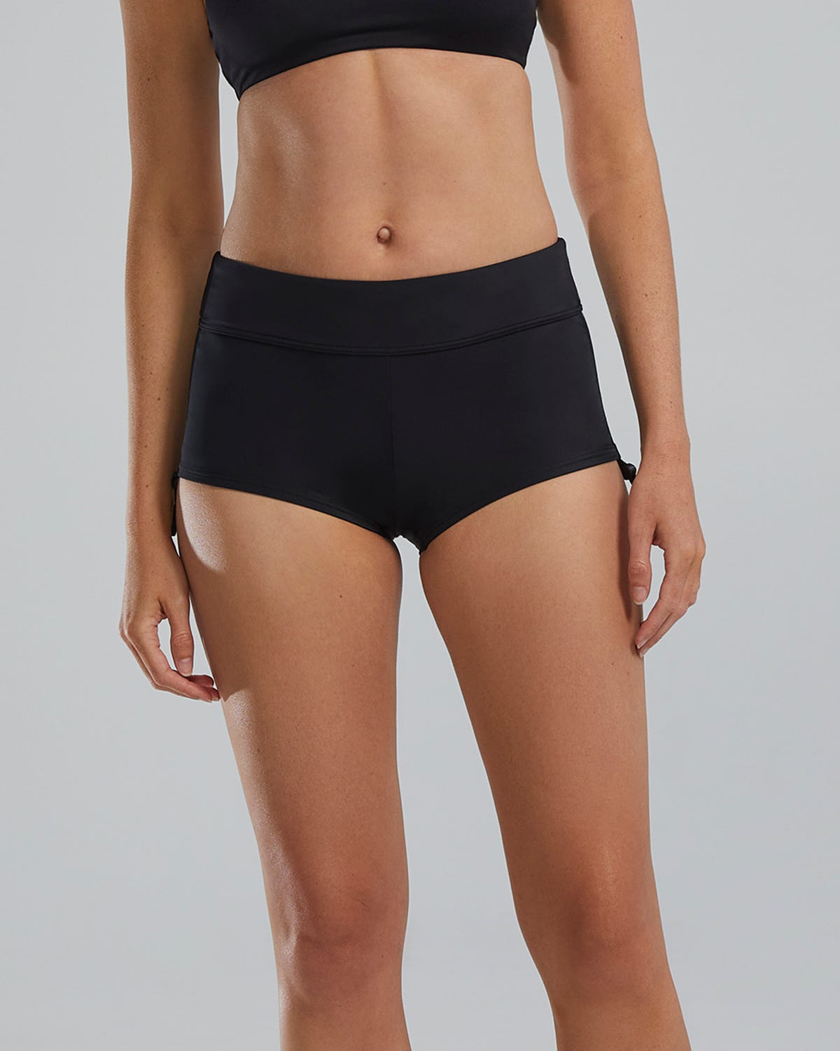 TYR Women's Della Boyshort - Solid