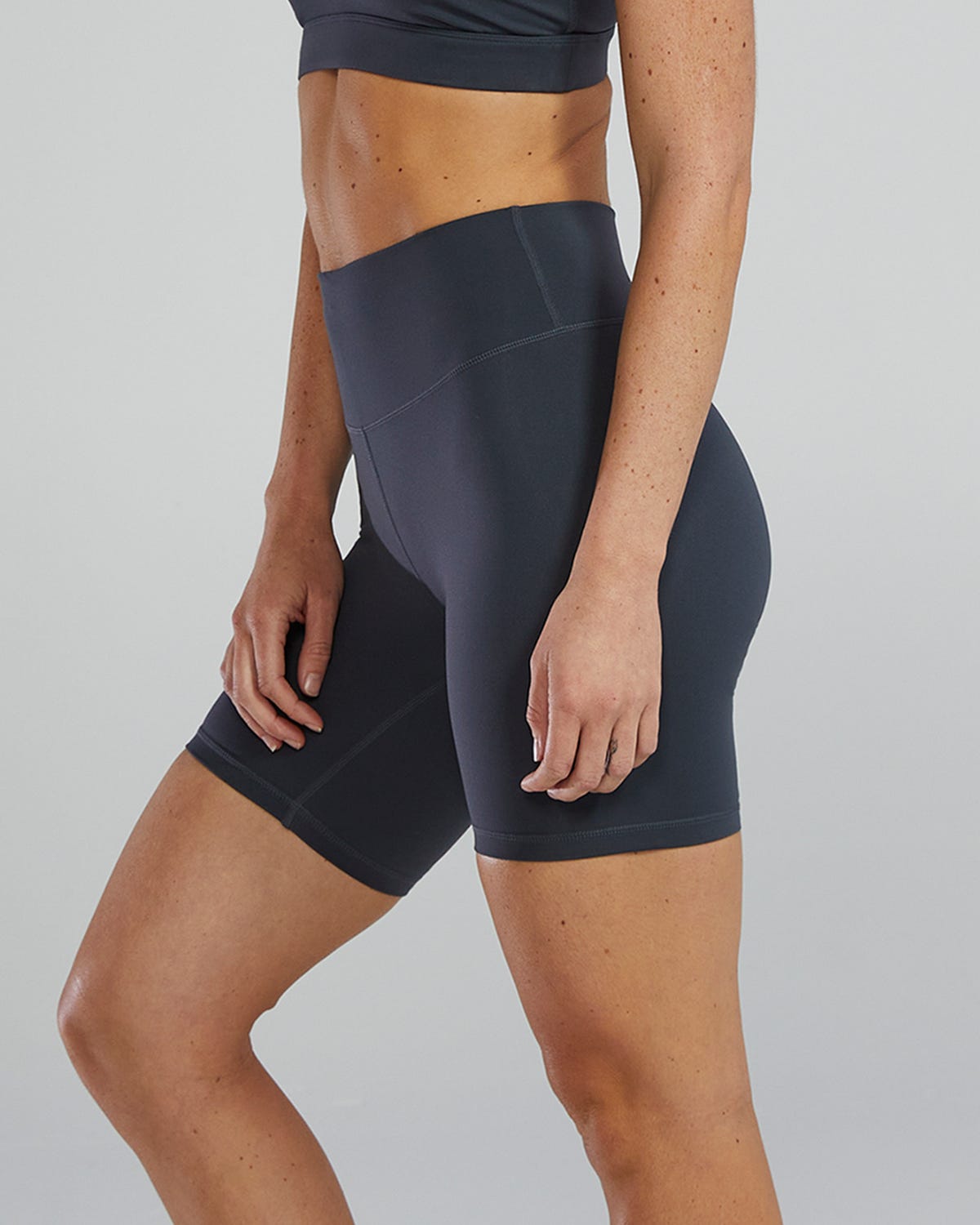 TYR Joule Eliteª Women's High Rise Short 6" - Solid