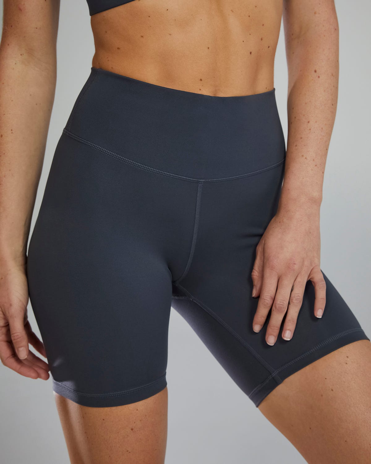 TYR Joule Eliteª Women's High Rise Short 6" - Solid