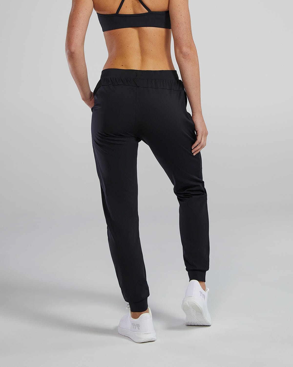 TYR Elevation Women's Tech Jogger