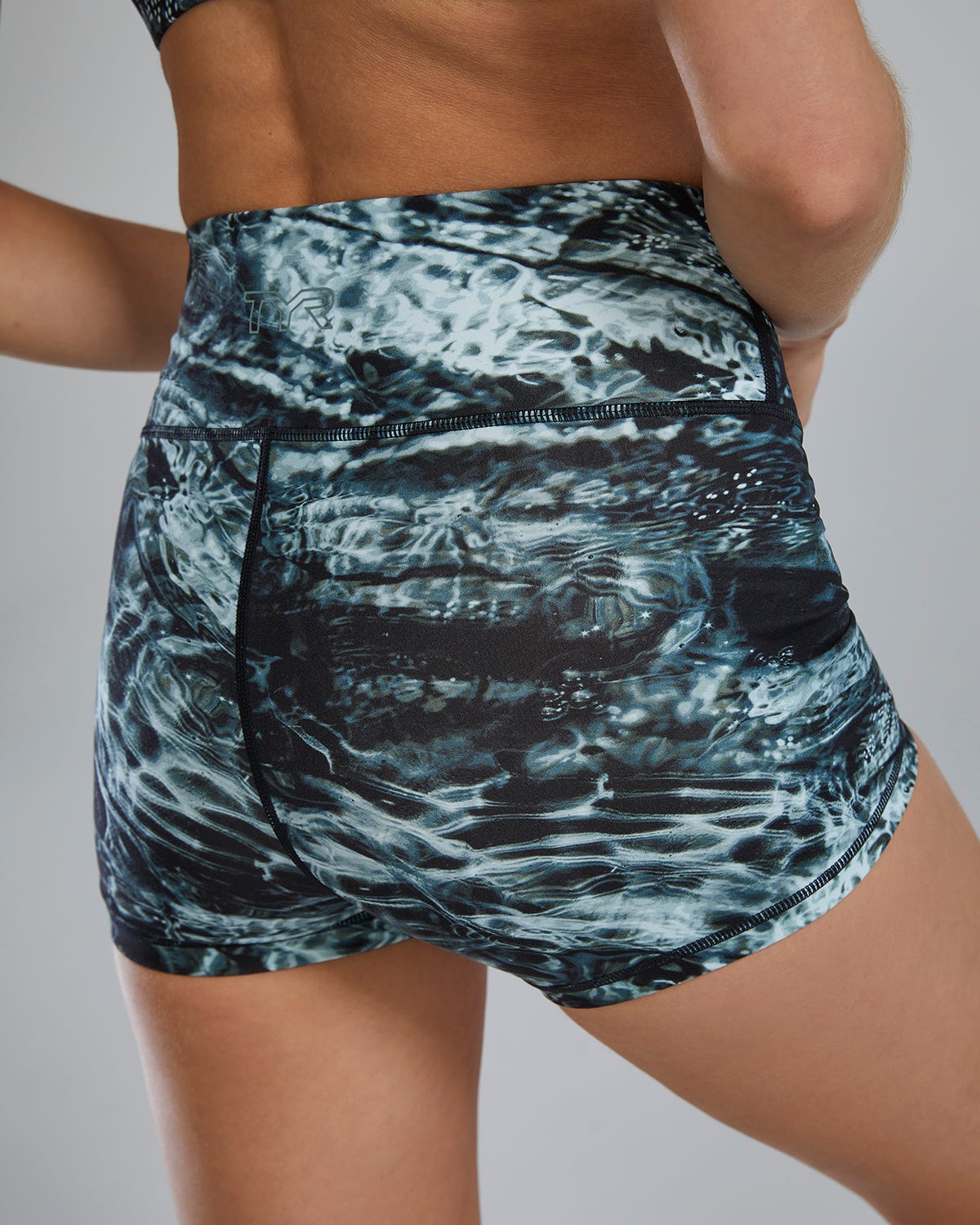TYR Joule Eliteª High Rise Short 2"