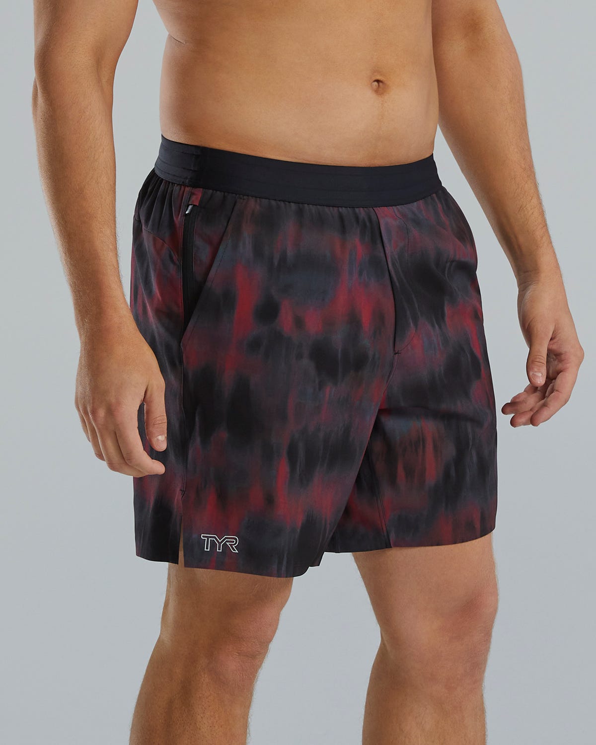 TYR HydrosphereªMen's Unlined 7" Unbroken Shorts - Spectrik
