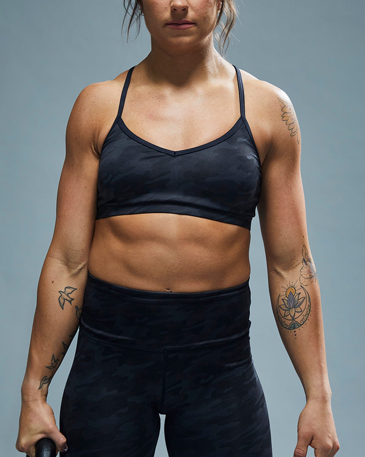 TYR Base Kinetic™ Women's V-Neck Sports Bra - Blackout Camo