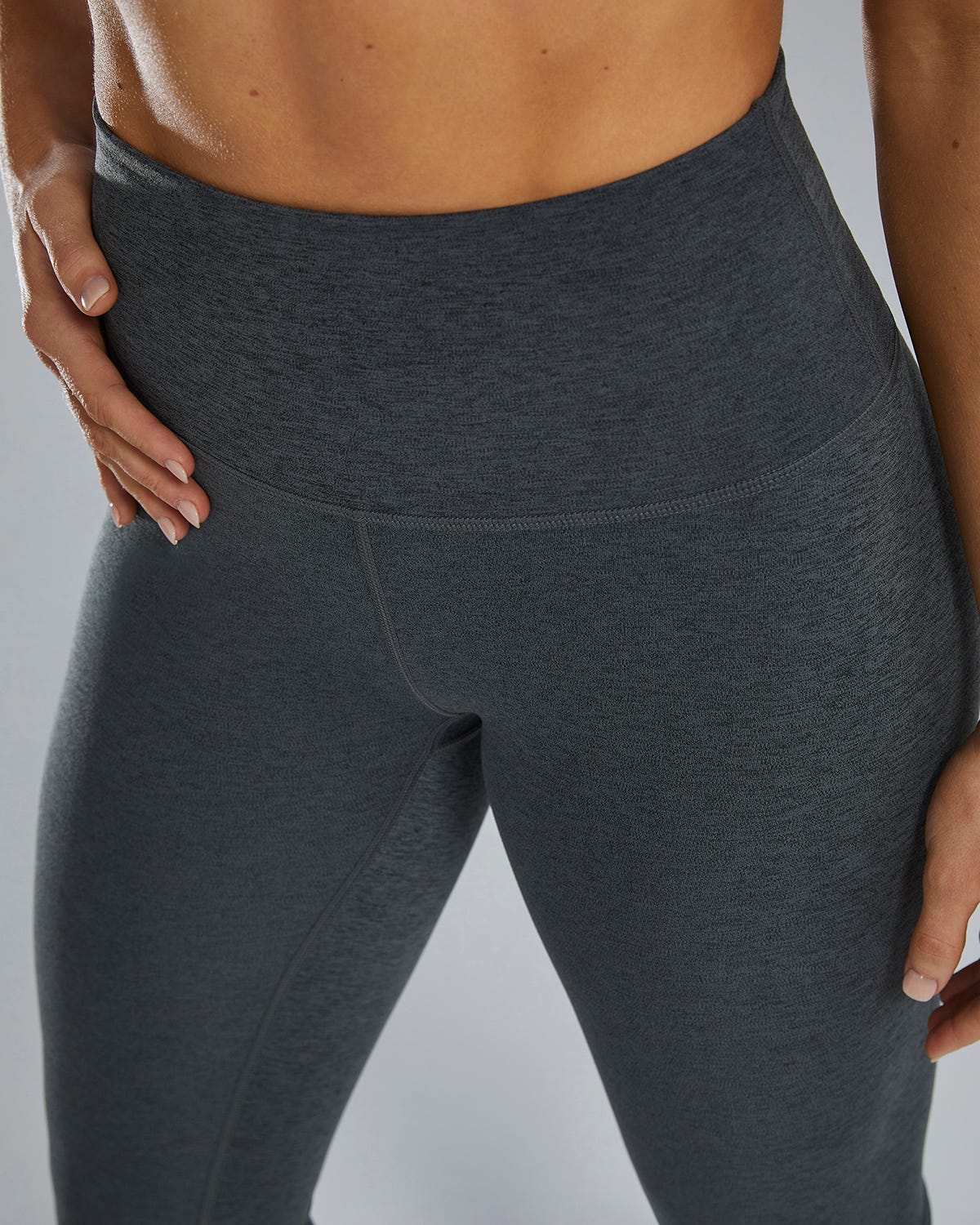 TYR Base Kineticª Women's High-Rise 28" Leggings - Solid