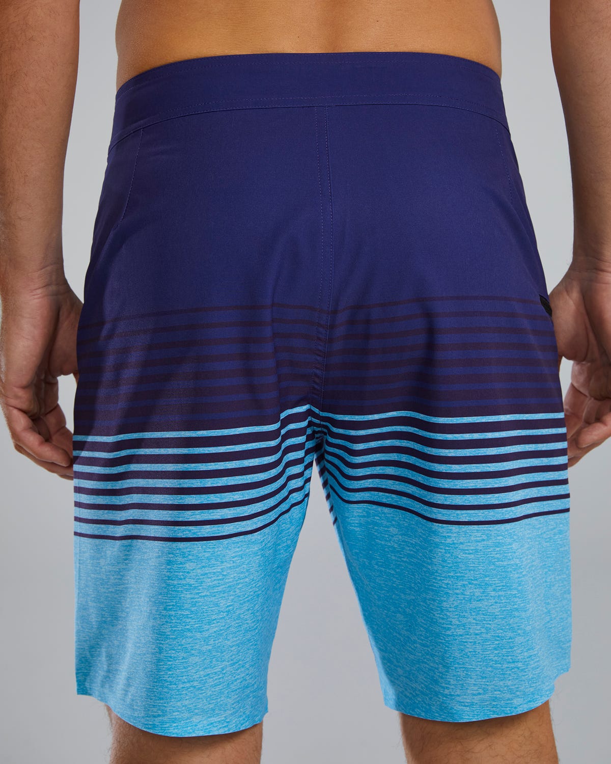 TYR Hydrosphere™ Men's Mobius 9" Boardshorts - Talon