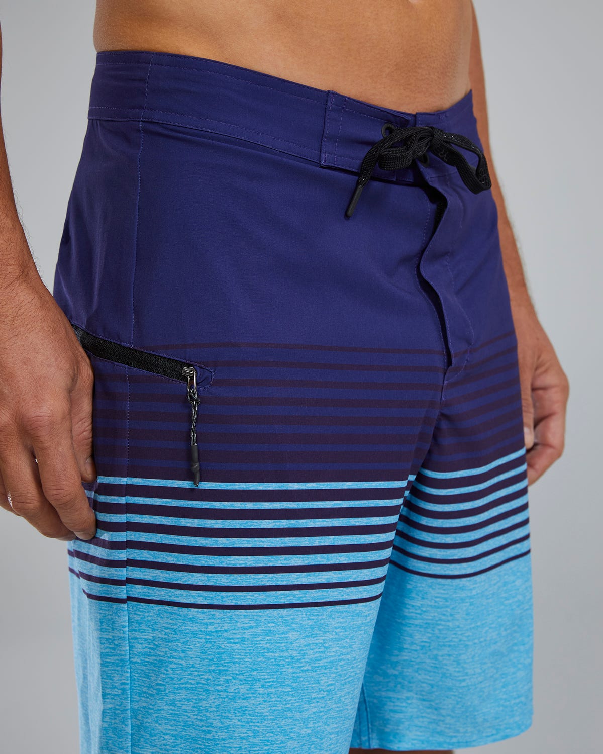 TYR Hydrosphere™ Men's Mobius 9" Boardshorts - Talon