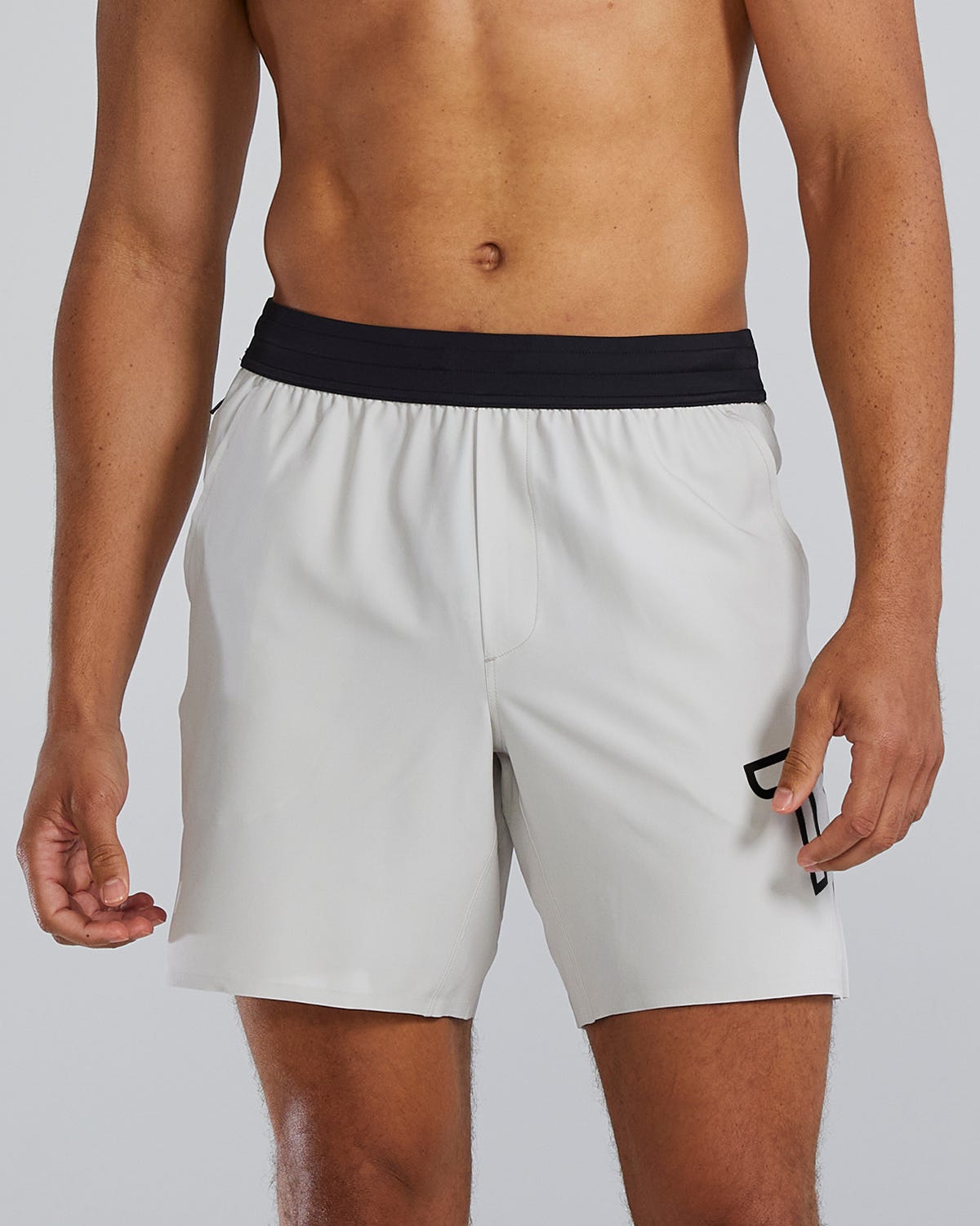 TYR Hydrosphereª Men's Unlined 7" Unbroken Big Logo Shorts - Solid