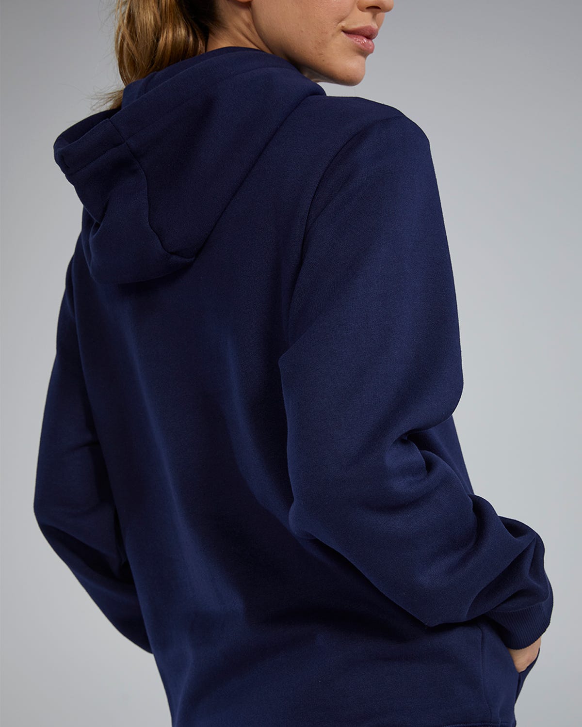 TYR Women's Ultrasoft Tech Hoodie - USA