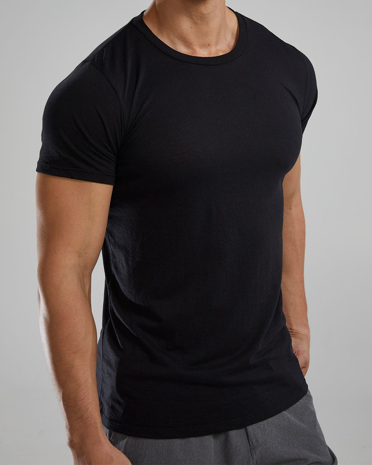 TYR Unisex Lightweight Ultrasoft Tech Tee