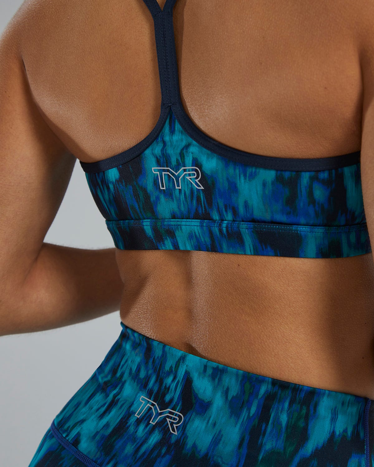 TYR Base Kinetic™ Women's V-Neck Sports Bra - Ripplex
