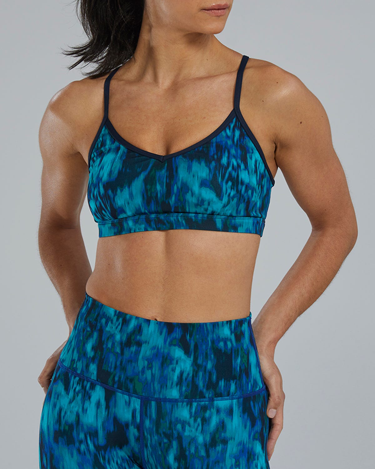 TYR Base Kinetic™ Women's V-Neck Sports Bra - Ripplex