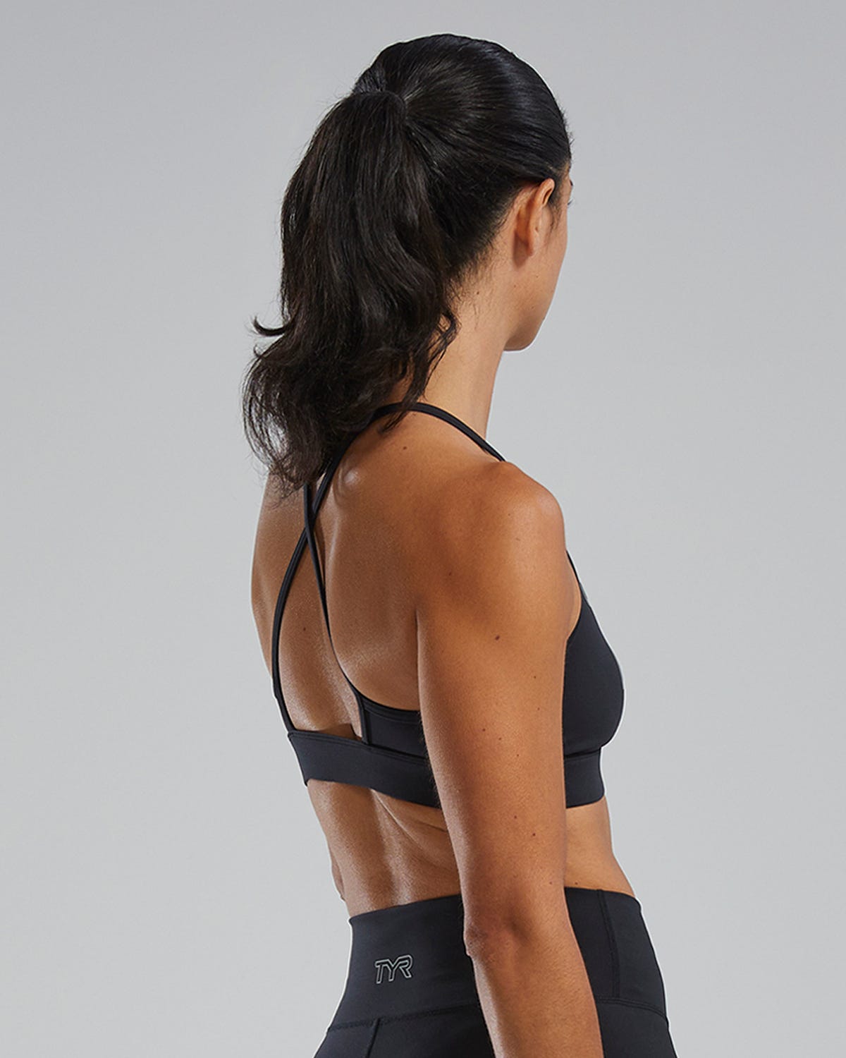 TYR Joule Elite™ Women's High Neck Sports Bra - Solid