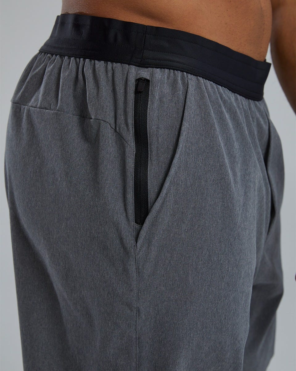 TYR Hydrosphereª Men's Lined 7" Unbroken Big Logo Shorts - Solid
